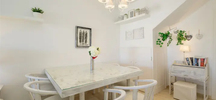 Long-term rent of penthouse duplex in Costabella 3