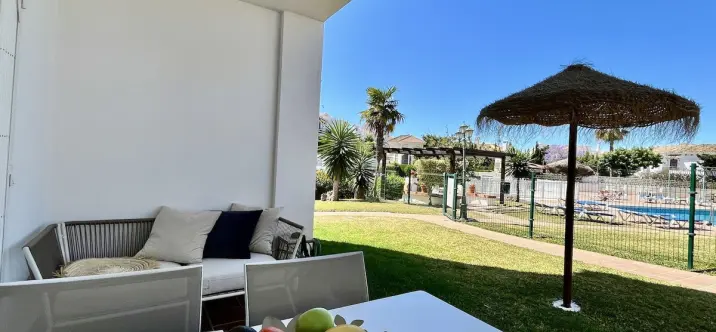 Short-term rent of ground floor apartment in Riviera del Sol 0