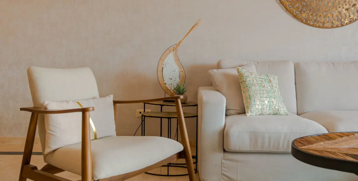 Краткосрочная аренда апартаментов на среднем этаже в Casares Playa 16