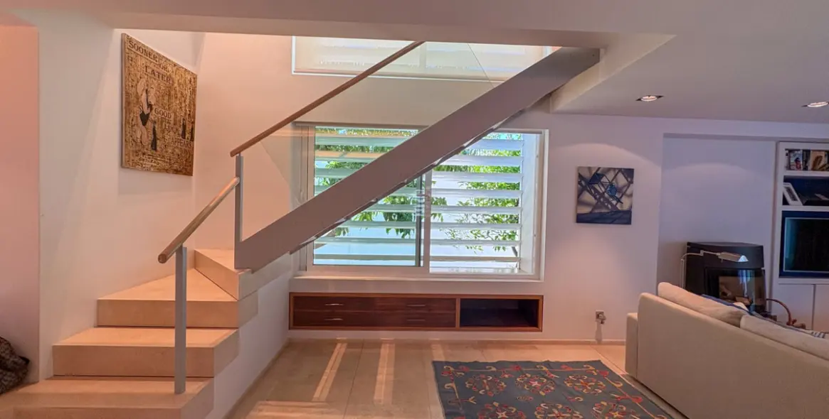 Long-term rent of townhouse in Nueva Andalucía 5