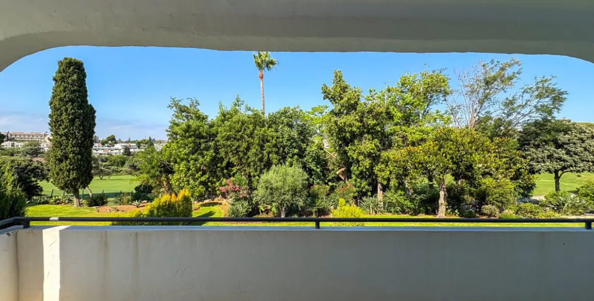 Long-term rent of townhouse in Nueva Andalucía 22