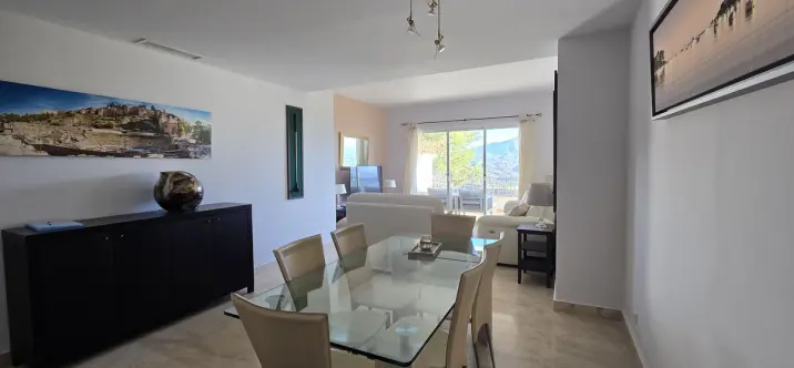 Краткосрочная аренда апартаментов на среднем этаже в La Cala Golf 3