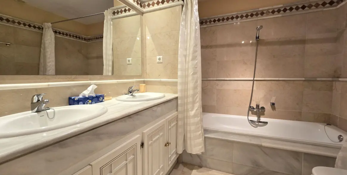 Short-term rent of middle floor apartment in La Cala Golf 17