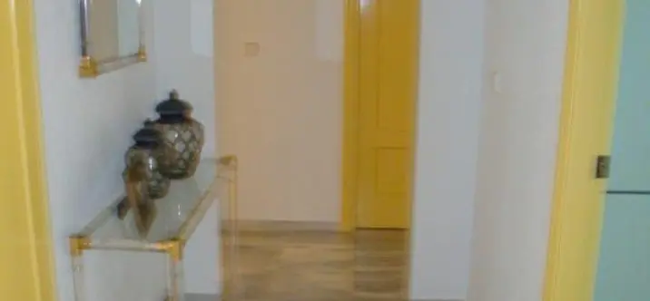 Short-term rent of middle floor apartment in Nueva Andalucía 1