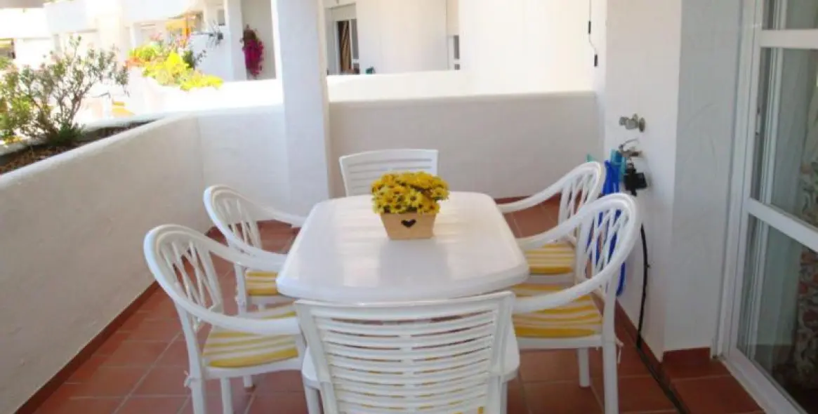 Short-term rent of middle floor apartment in Nueva Andalucía 3