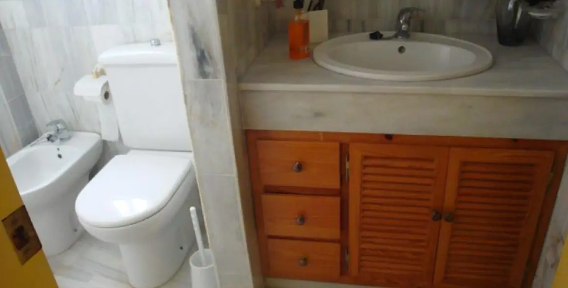 Short-term rent of middle floor apartment in Nueva Andalucía 4