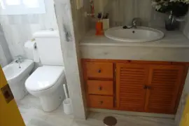 Image 4 thumb