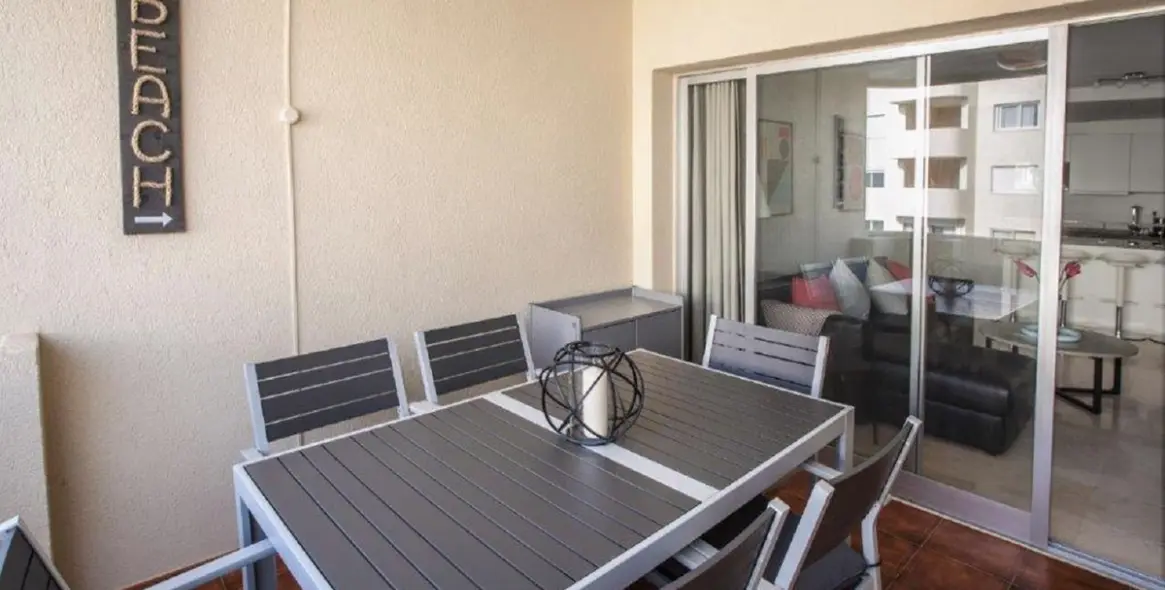 Short-term rent of middle floor apartment in Estepona 6