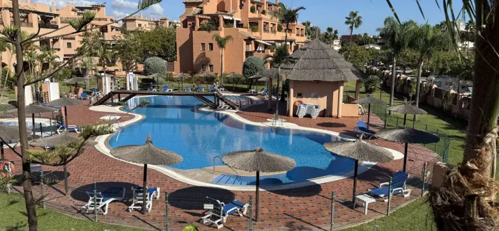 Long-term rent of middle floor apartment in Hacienda del Sol 0