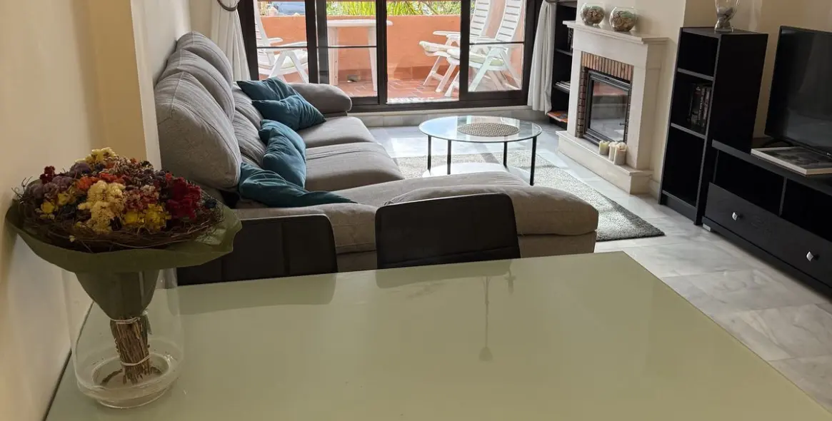 Long-term rent of middle floor apartment in Hacienda del Sol 3