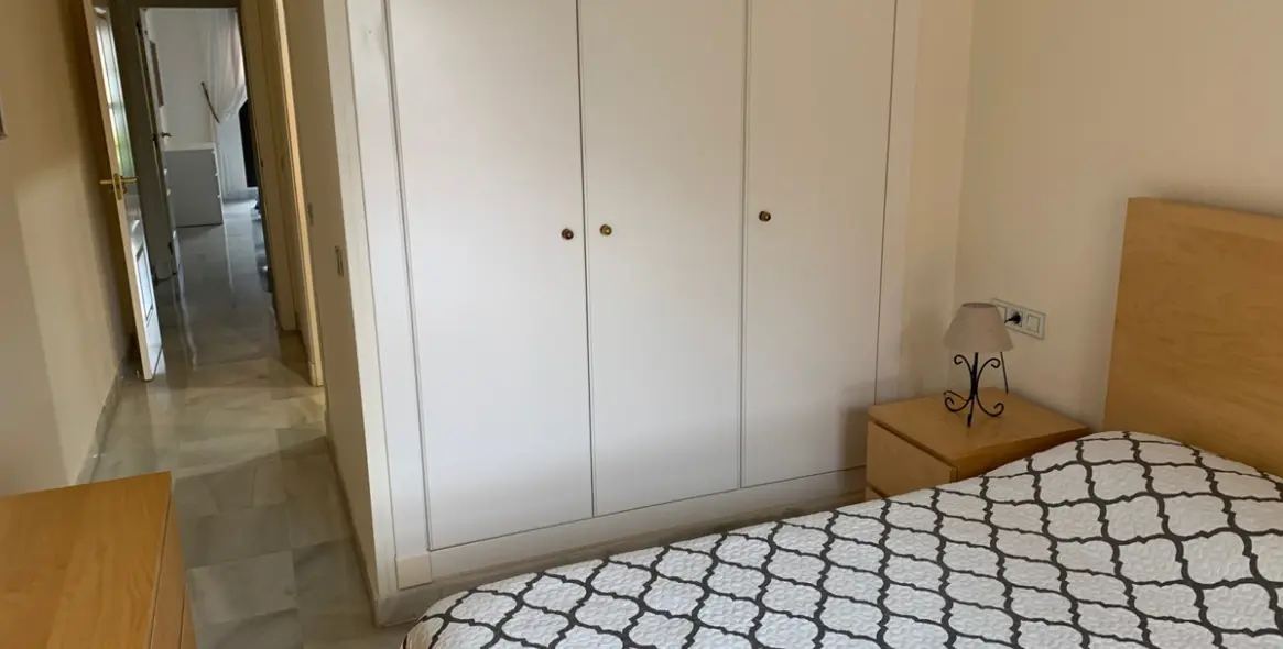 Long-term rent of middle floor apartment in Hacienda del Sol 8