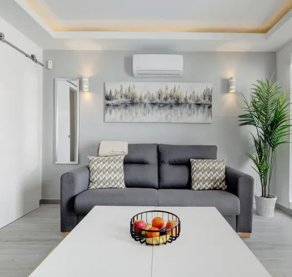 Alquiler a corto plazo de apartamento en planta media en Nueva Andalucía