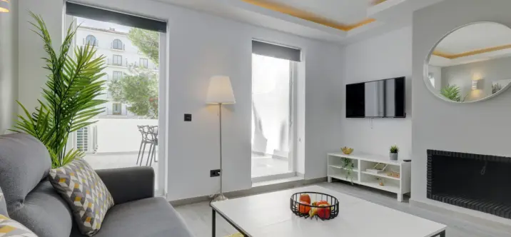 Short-term rent of middle floor apartment in Nueva Andalucía 0