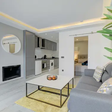 Short-term rent of middle floor apartment in Nueva Andalucía
