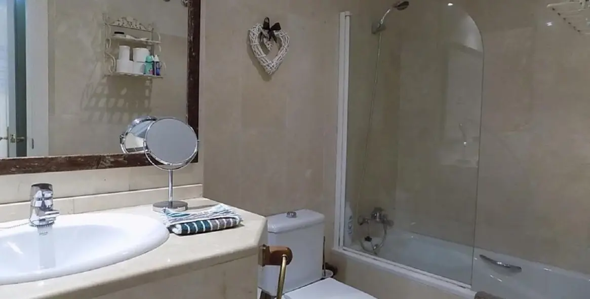 Short-term rent of ground floor apartment in Marbella 12