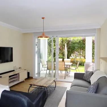 Краткосрочная аренда апартаментов на первом этаже в Marbella