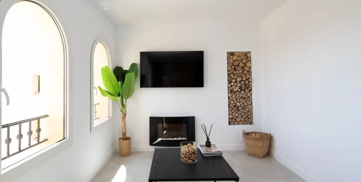 Long-term rent of middle floor apartment in Torrenueva 23