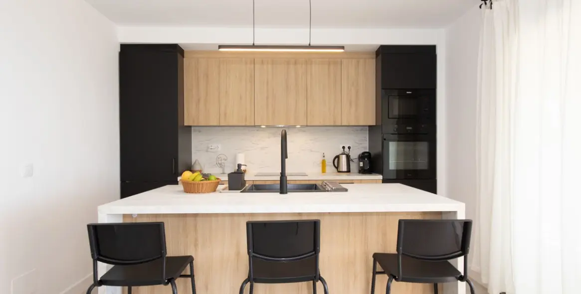 Long-term rent of middle floor apartment in Torrenueva 24