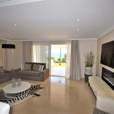 Short-term rent of ground floor apartment in New Golden Mile