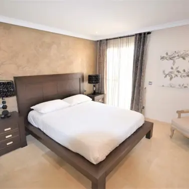 Short-term rent of ground floor apartment in New Golden Mile