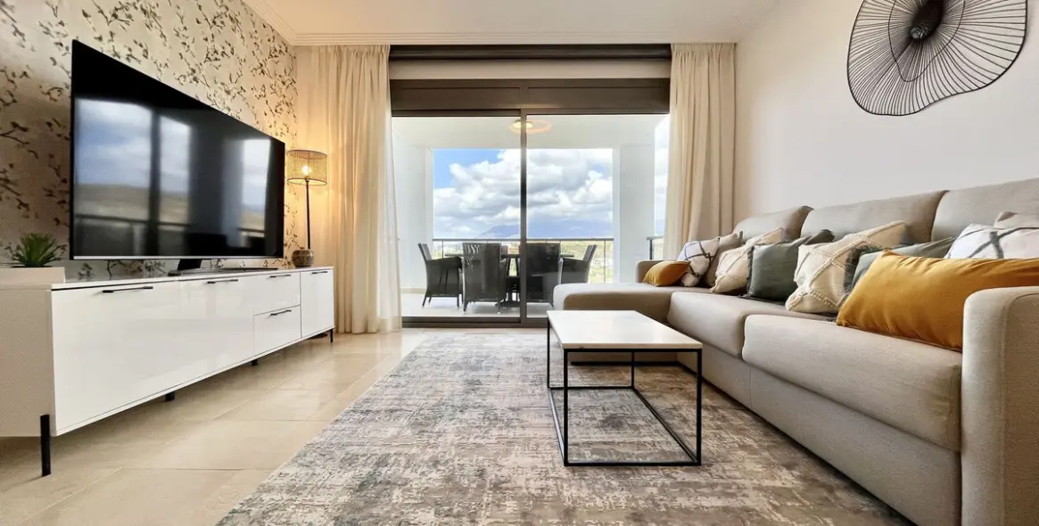 Short-term rent of middle floor apartment in Los Flamingos 37