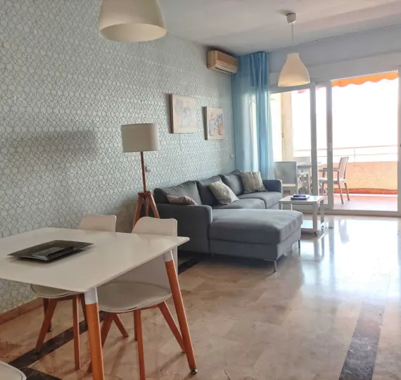 Short-term rent of middle floor apartment in Marbella