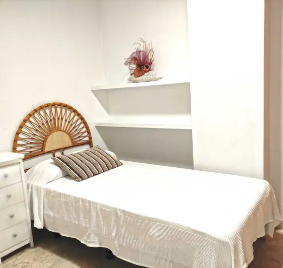 Short-term rent of middle floor apartment in Marbella