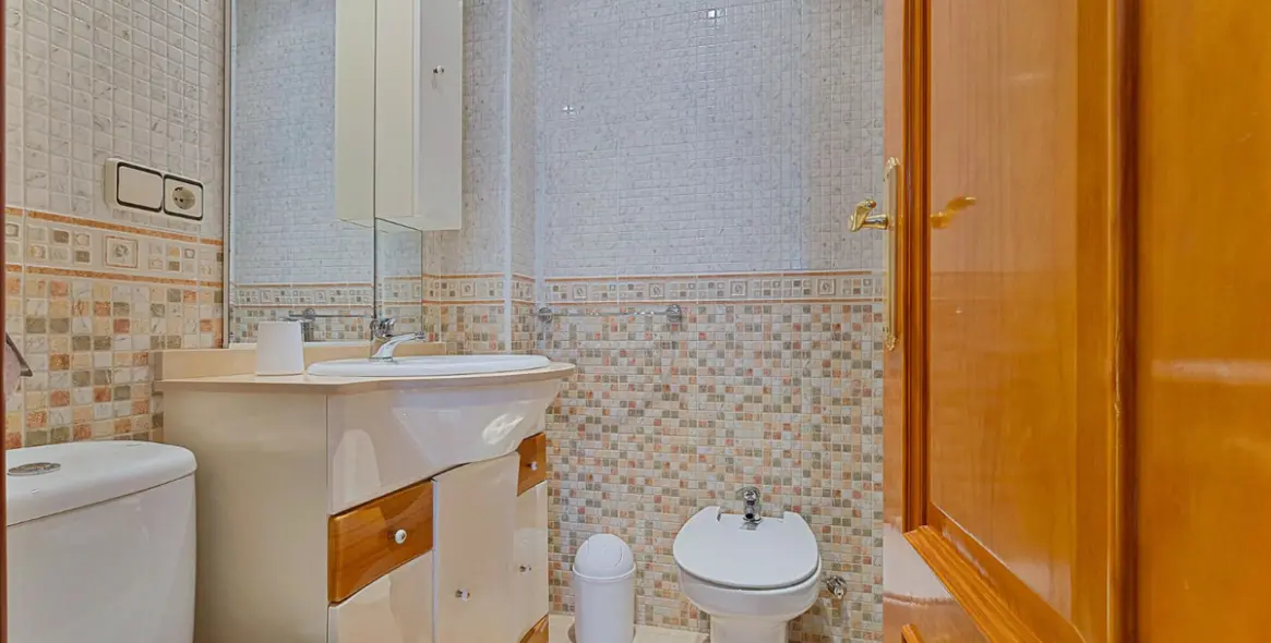 Долгосрочная аренда апартаментов на первом этаже в Fuengirola 13