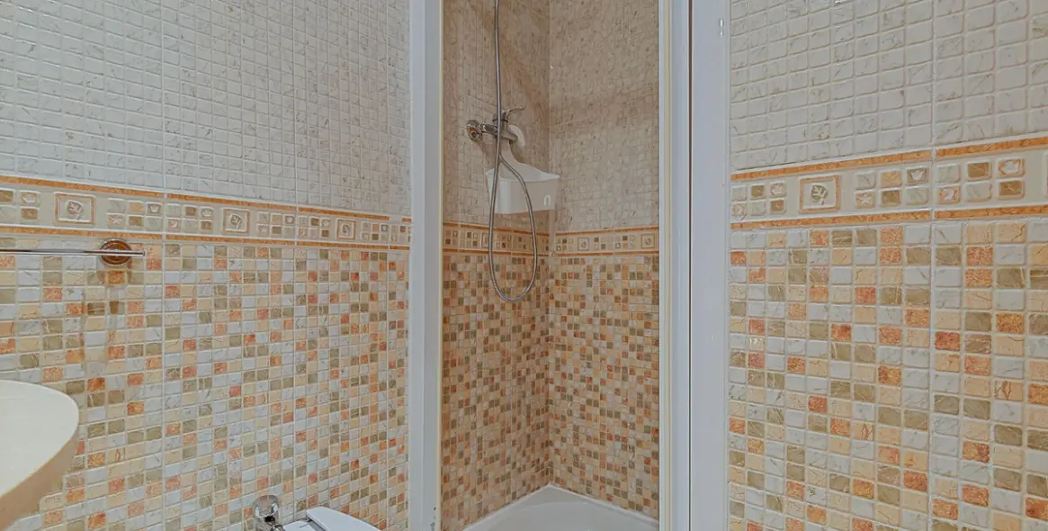 Долгосрочная аренда апартаментов на первом этаже в Fuengirola 14