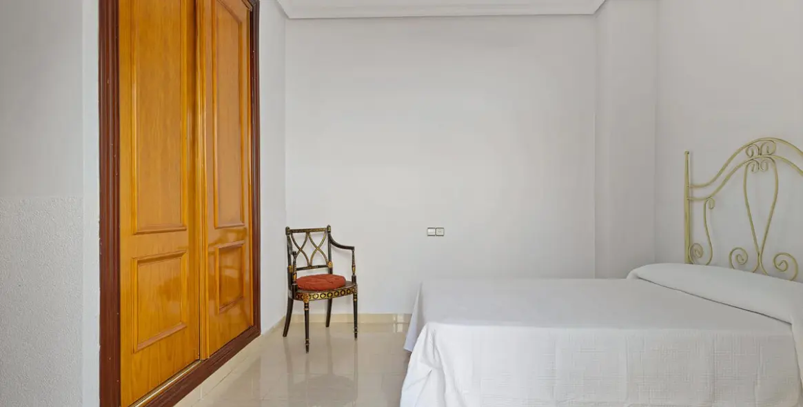 Долгосрочная аренда апартаментов на первом этаже в Fuengirola 17