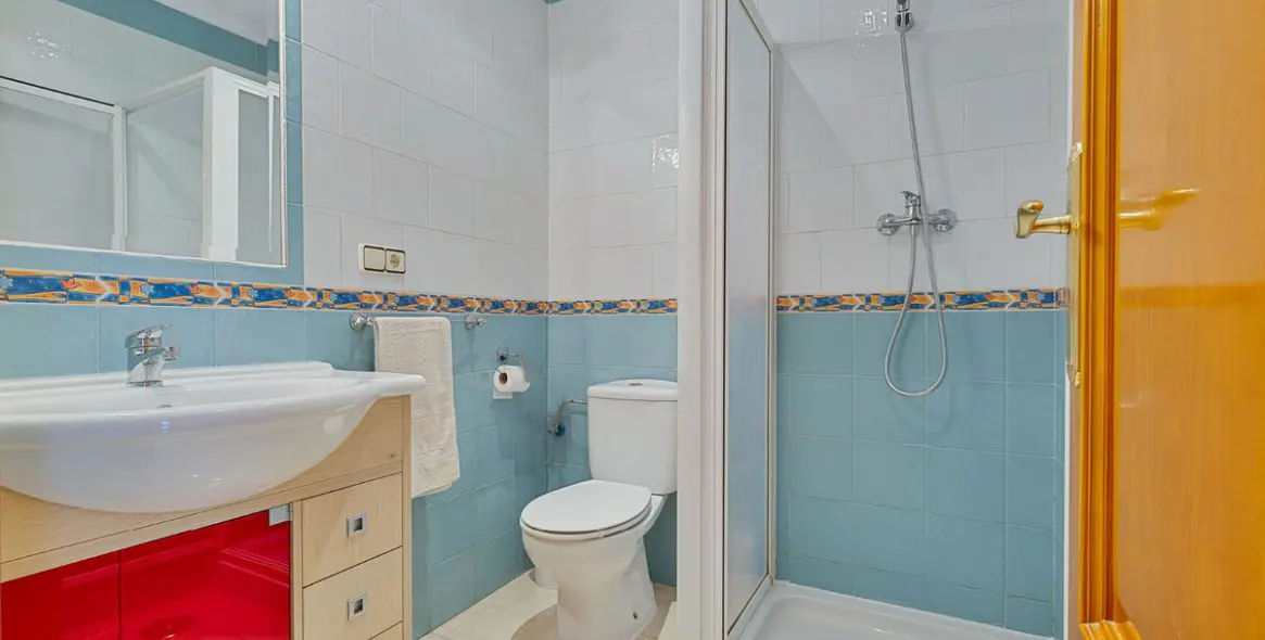 Долгосрочная аренда апартаментов на первом этаже в Fuengirola 18