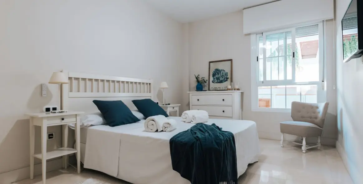 Short-term rent of ground floor apartment in Bahía de Marbella 4