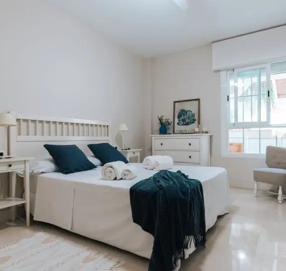 Short-term rent of ground floor apartment in Bahía de Marbella