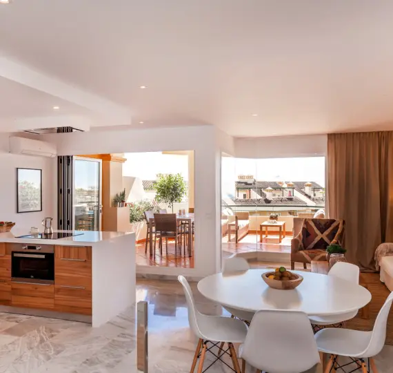 Short-term rent of middle floor apartment in Nueva Andalucía