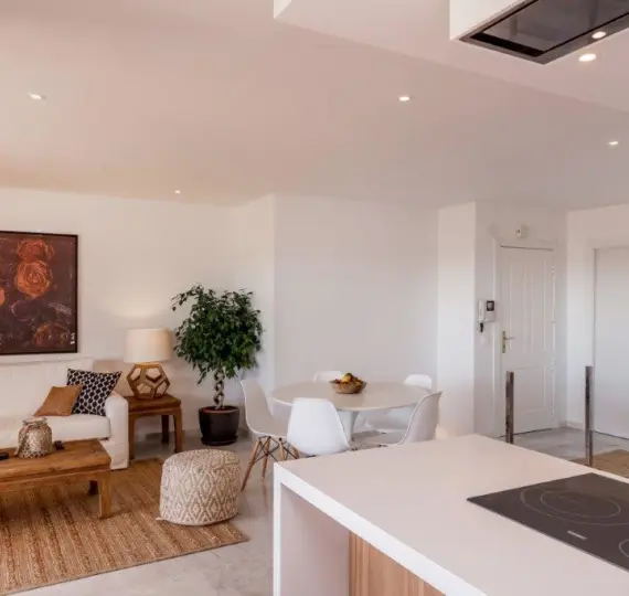 Short-term rent of middle floor apartment in Nueva Andalucía