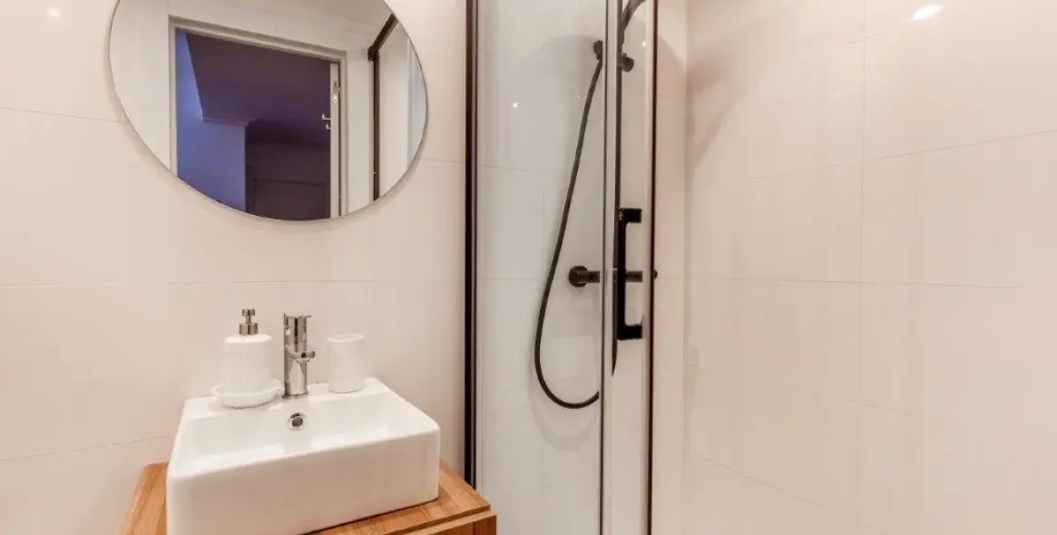 Short-term rent of middle floor apartment in Nueva Andalucía 24