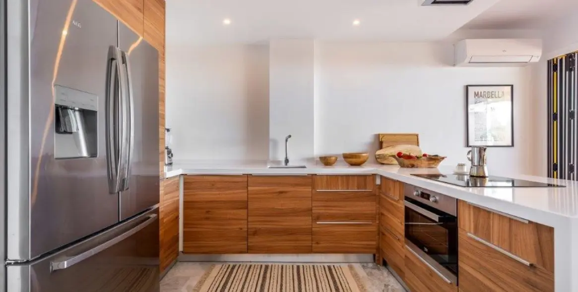 Short-term rent of middle floor apartment in Nueva Andalucía 26