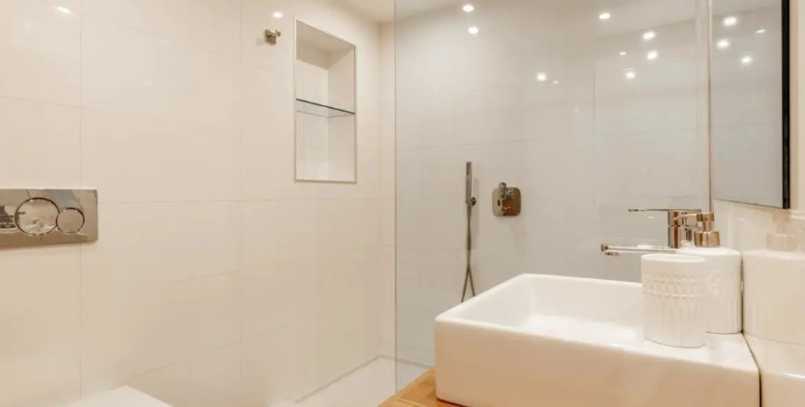 Short-term rent of middle floor apartment in Nueva Andalucía 27