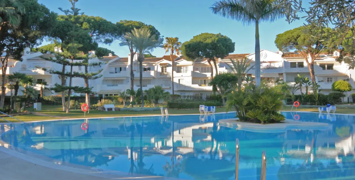Long-term rent of duplex in Estepona 1
