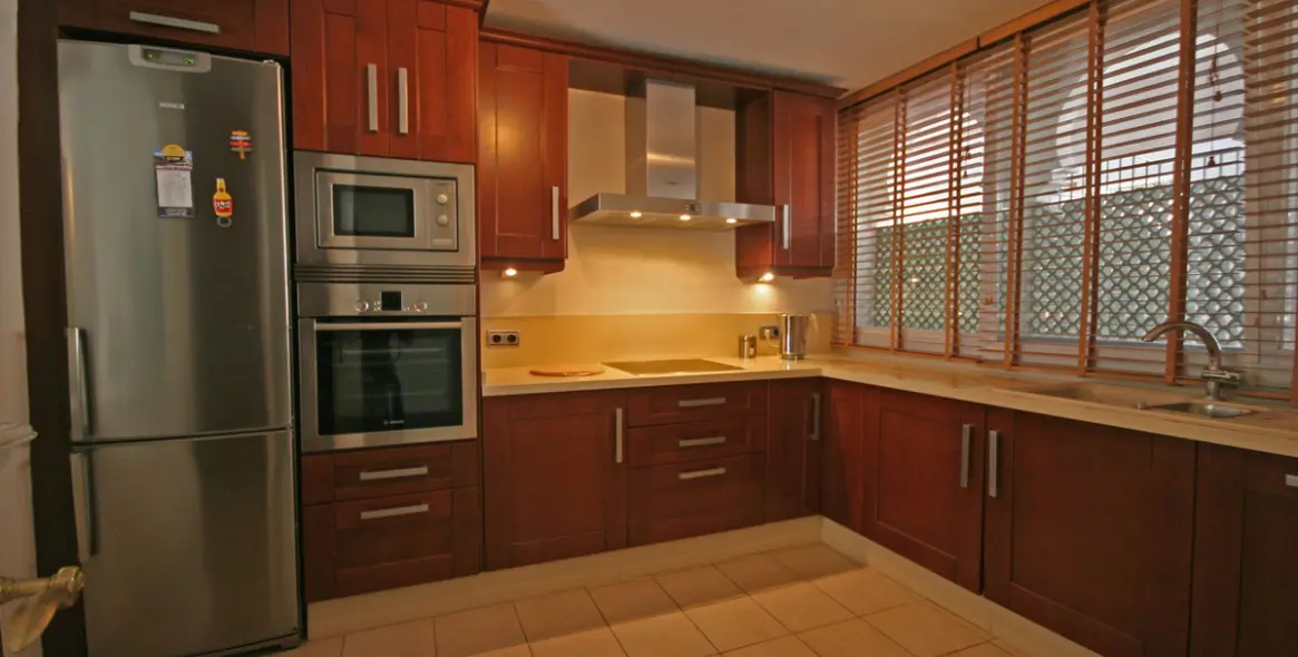 Long-term rent of duplex in Estepona 4