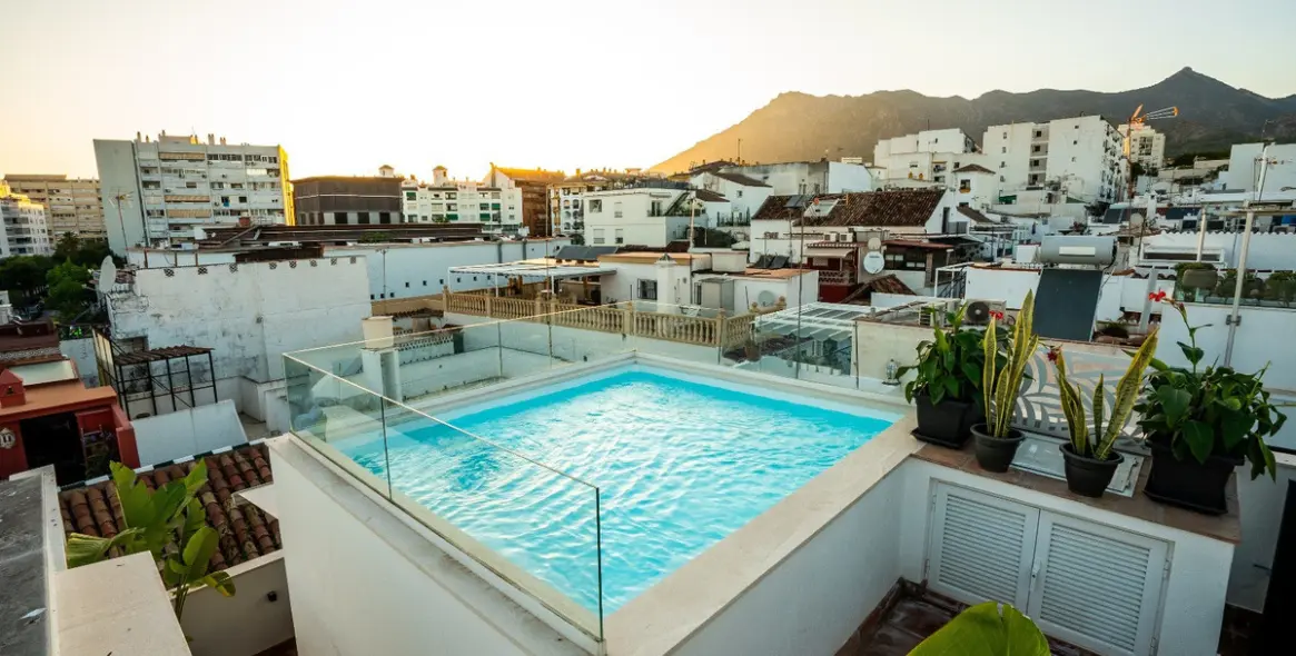 Short-term rent of townhouse in Marbella 1