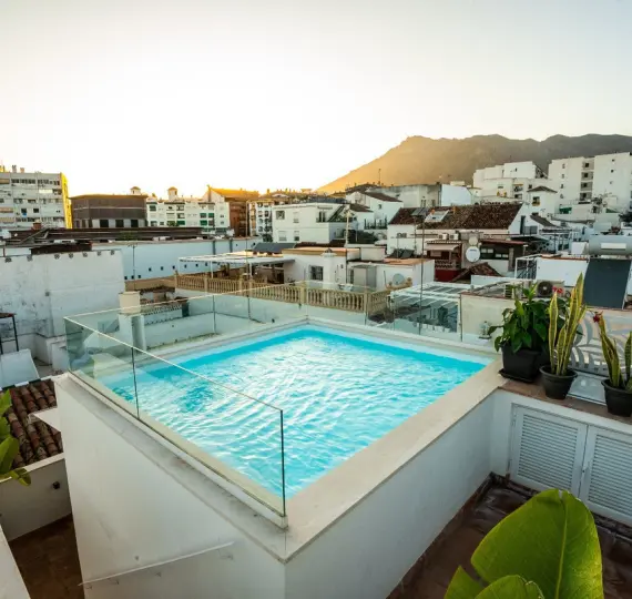 Short-term rent of townhouse in Marbella