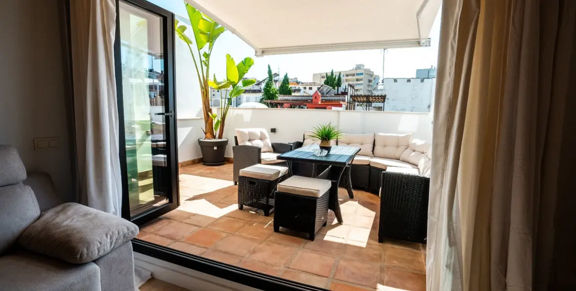 Short-term rent of townhouse in Marbella 3