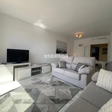 Short-term rent of penthouse in El Paraiso