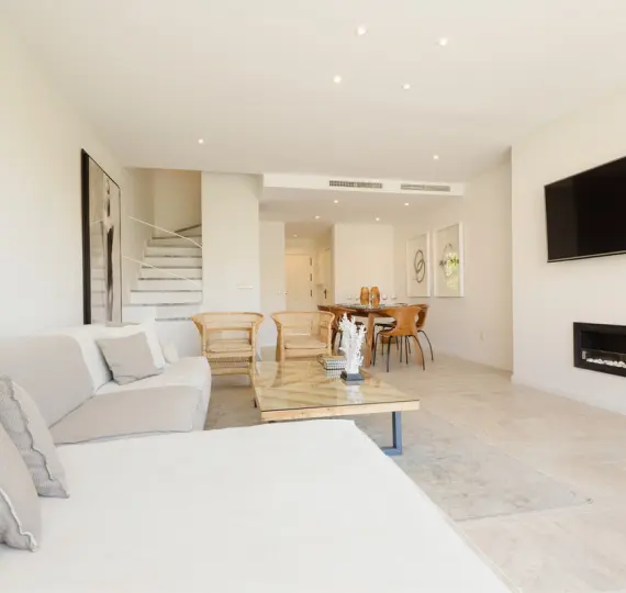 Long-term rent of townhouse in Bahía de Marbella