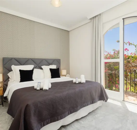 Long-term rent of townhouse in Bahía de Marbella