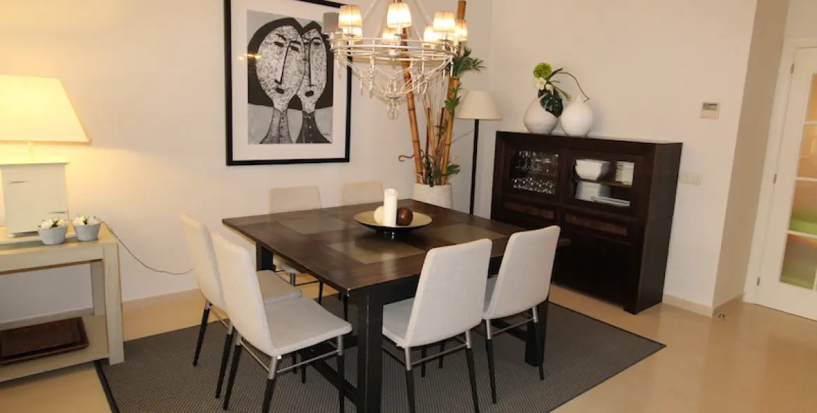 Short-term rent of middle floor apartment in Puerto Banús 4