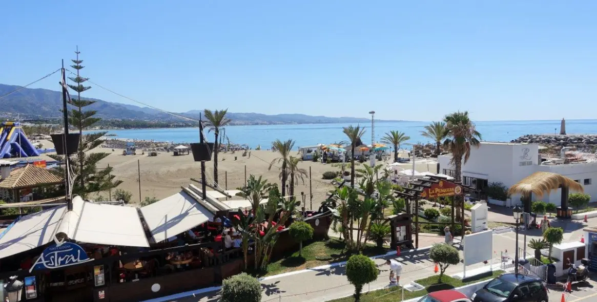 Short-term rent of middle floor apartment in Puerto Banús 1