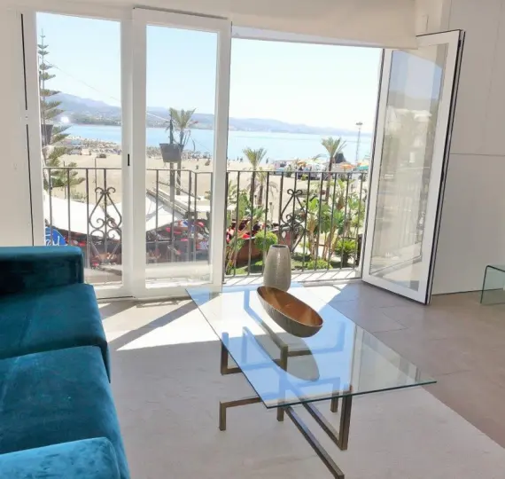 Short-term rent of middle floor apartment in Puerto Banús