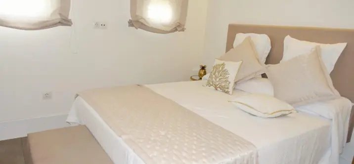 Short-term rent of middle floor apartment in Puerto Banús 3